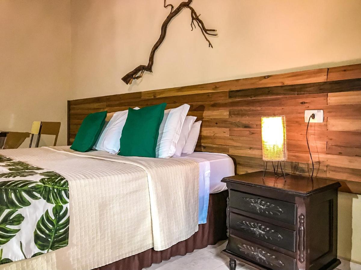 Glamping Mangarito Hotel อีโปรังกา ภายนอก รูปภาพ